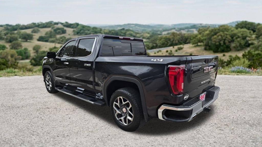 2022 GMC Sierra 1500 SLT