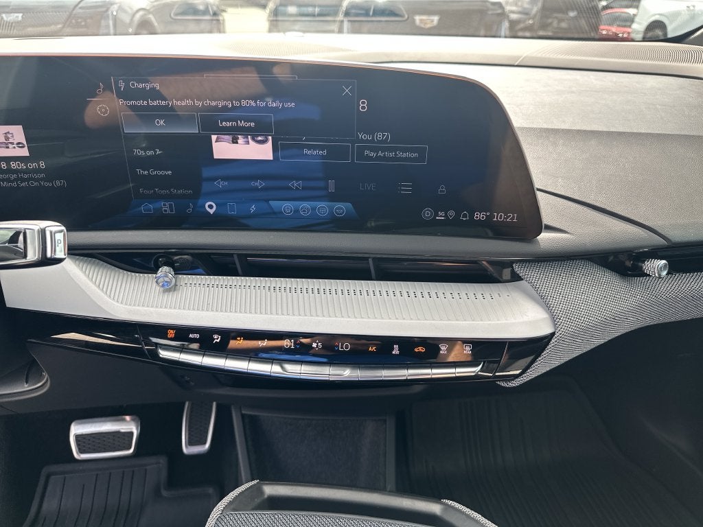 2025 Cadillac OPTIQ Luxury