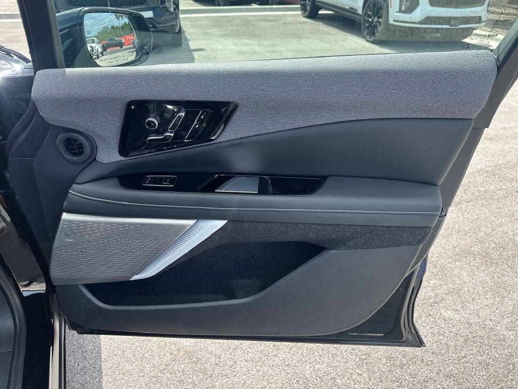 2025 Cadillac OPTIQ Luxury