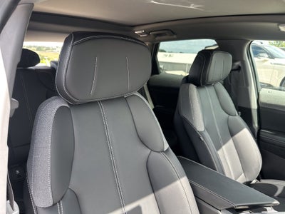 2025 Cadillac OPTIQ Luxury