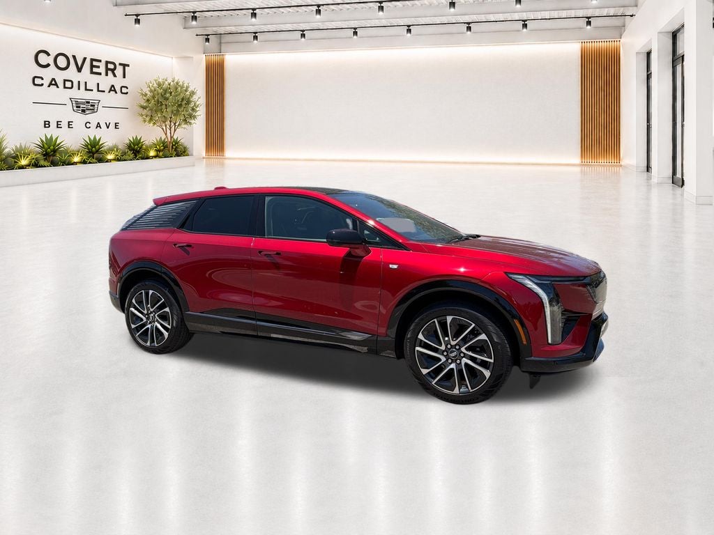 2025 Cadillac OPTIQ Sport 2