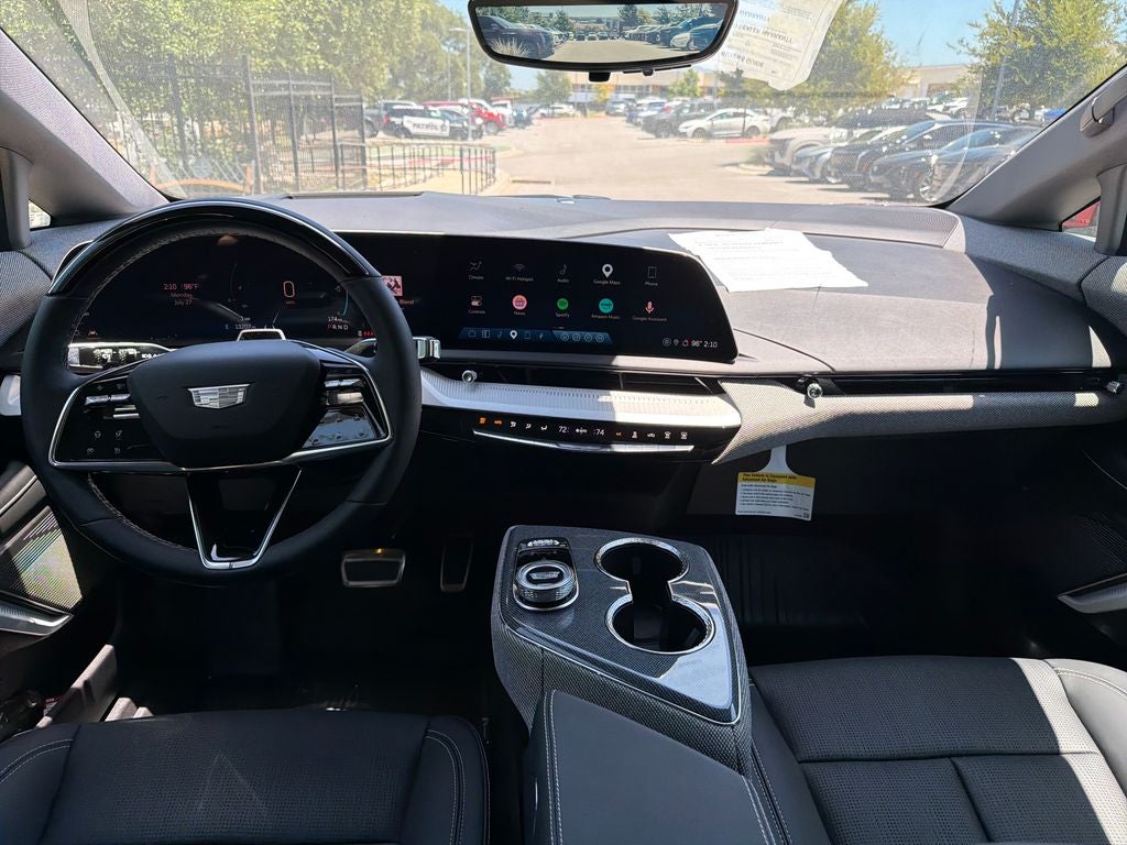 2025 Cadillac OPTIQ Sport 2