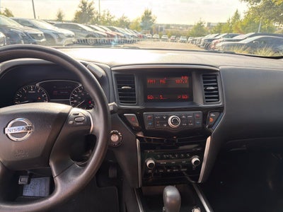 2015 Nissan Pathfinder S