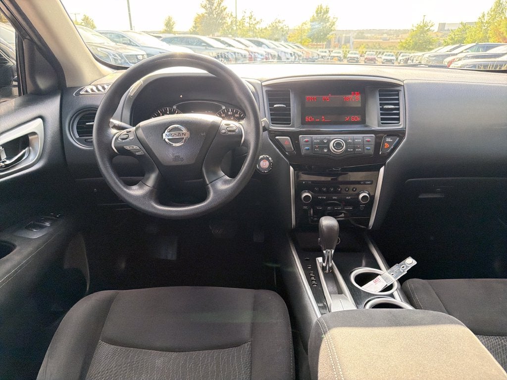 2015 Nissan Pathfinder S