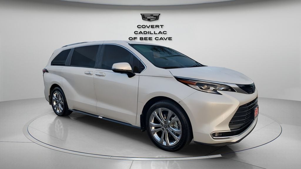 2023 Toyota Sienna Platinum 7 Passenger