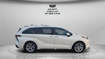 2023 Toyota Sienna Platinum 7 Passenger