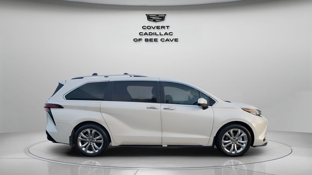 2023 Toyota Sienna Platinum 7 Passenger