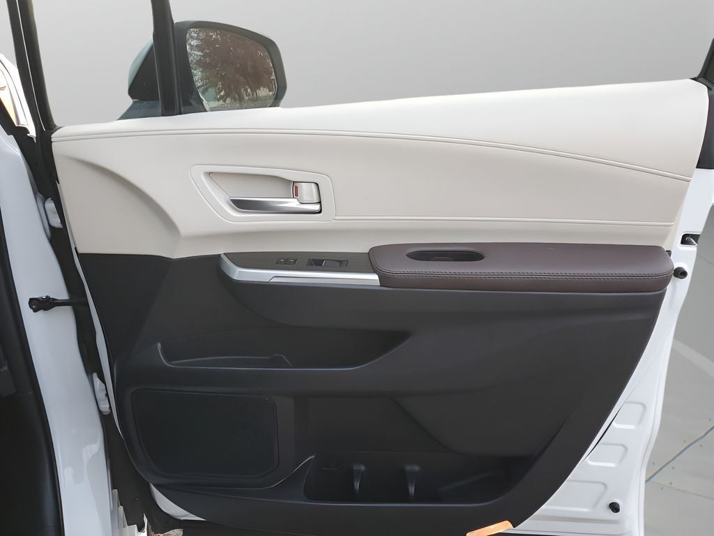 2023 Toyota Sienna Platinum 7 Passenger