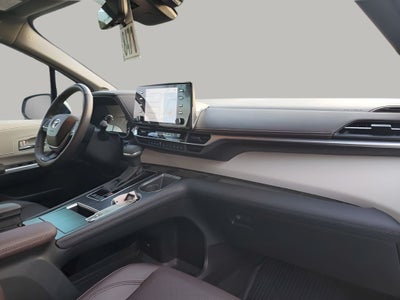 2023 Toyota Sienna Platinum 7 Passenger