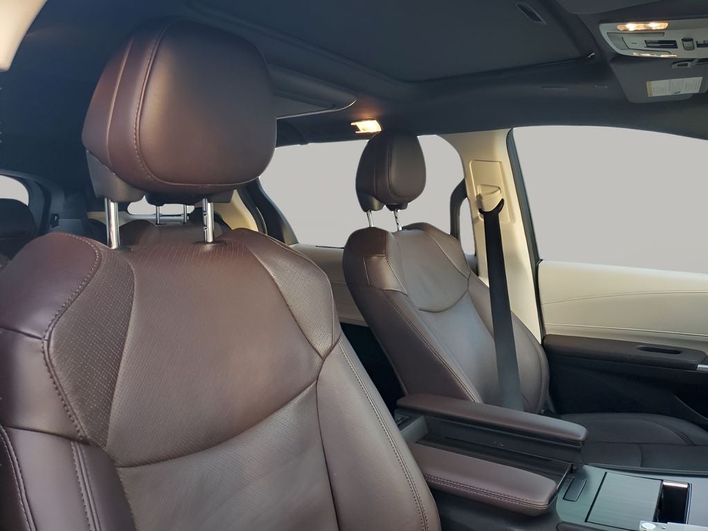 2023 Toyota Sienna Platinum 7 Passenger