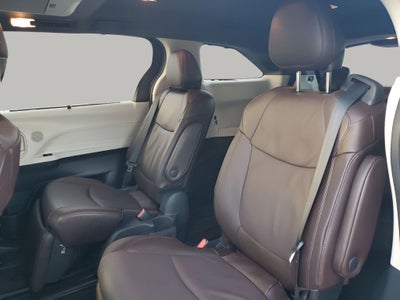 2023 Toyota Sienna Platinum 7 Passenger