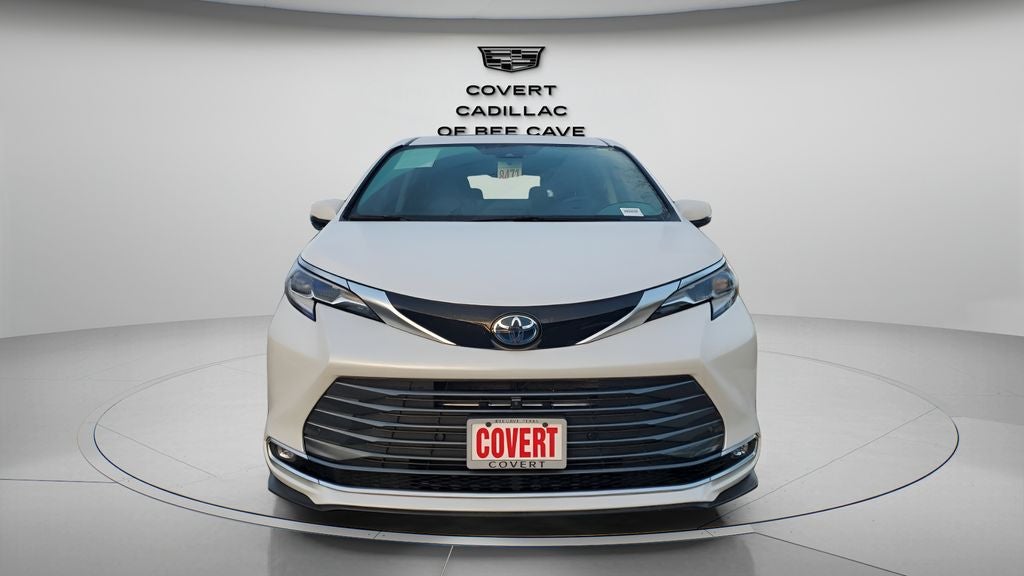 2023 Toyota Sienna Platinum 7 Passenger