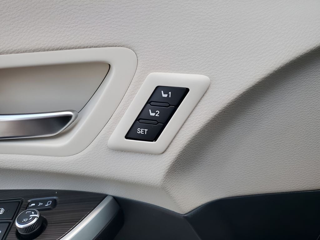 2023 Toyota Sienna Platinum 7 Passenger