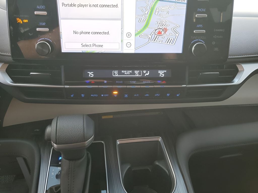 2023 Toyota Sienna Platinum 7 Passenger