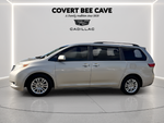 2017 Toyota Sienna XLE 8 Passenger