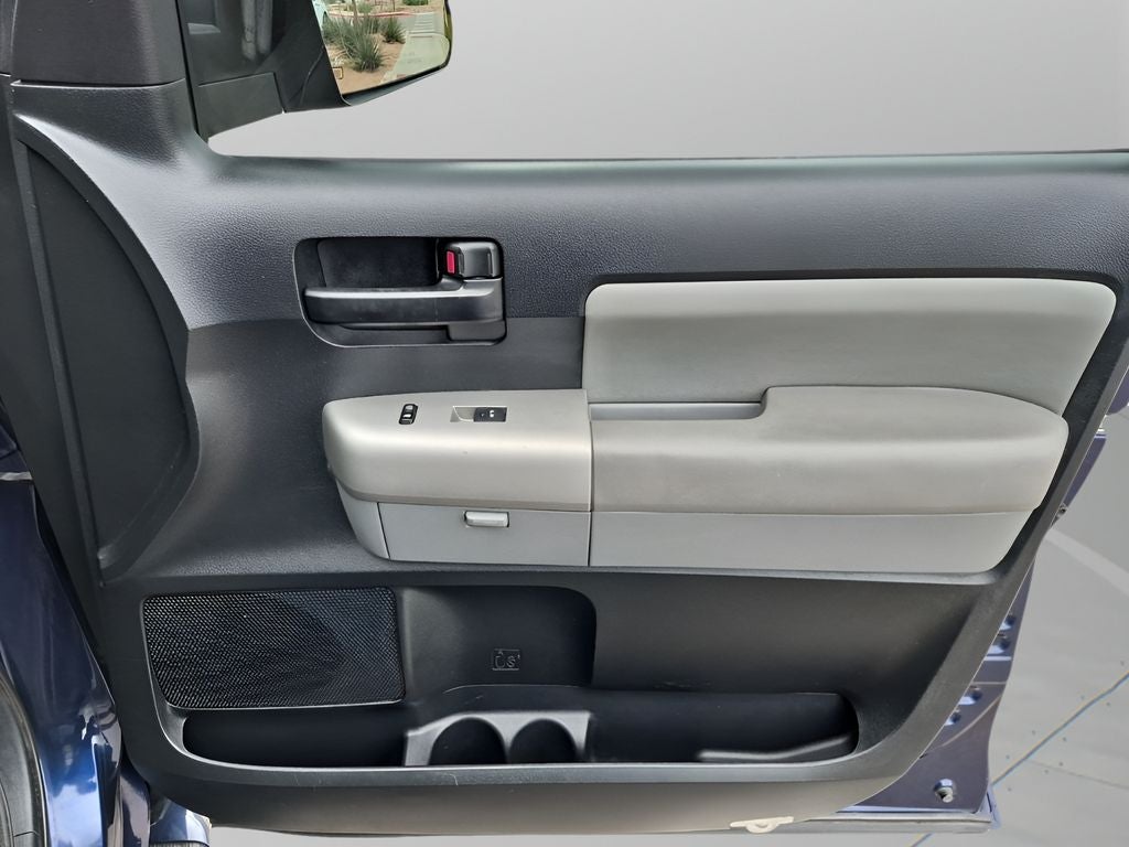 2008 Toyota Sequoia SR5 5.7L