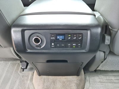 2008 Toyota Sequoia SR5 5.7L