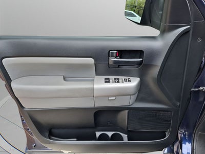 2008 Toyota Sequoia SR5 5.7L