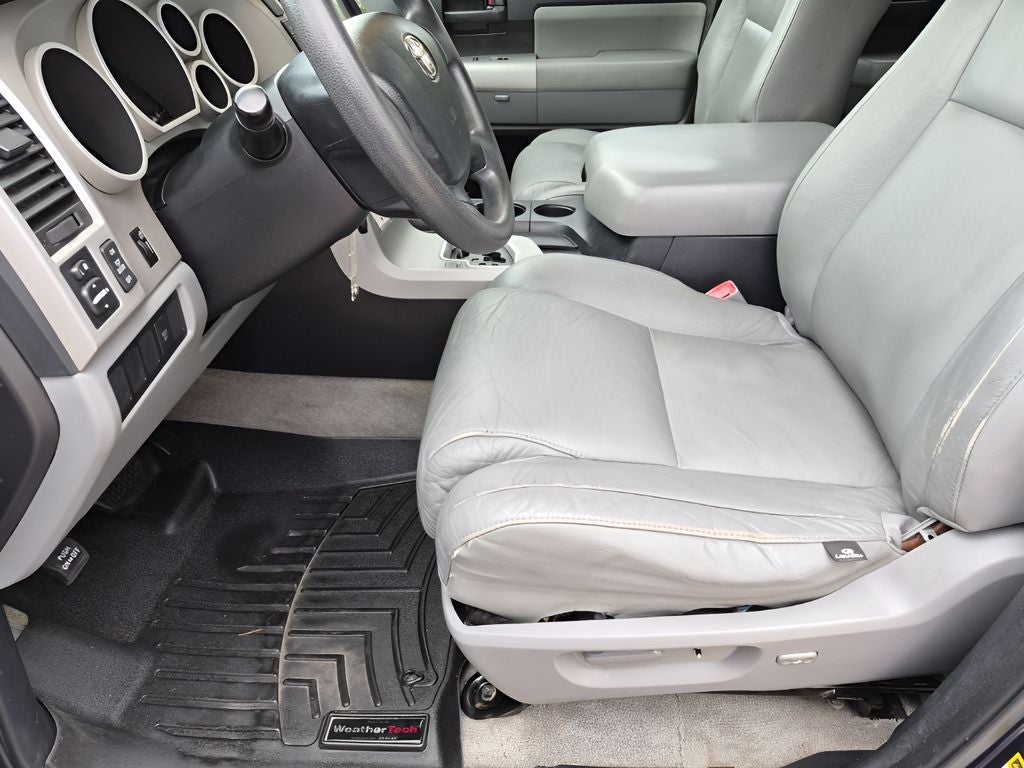 2008 Toyota Sequoia SR5 5.7L