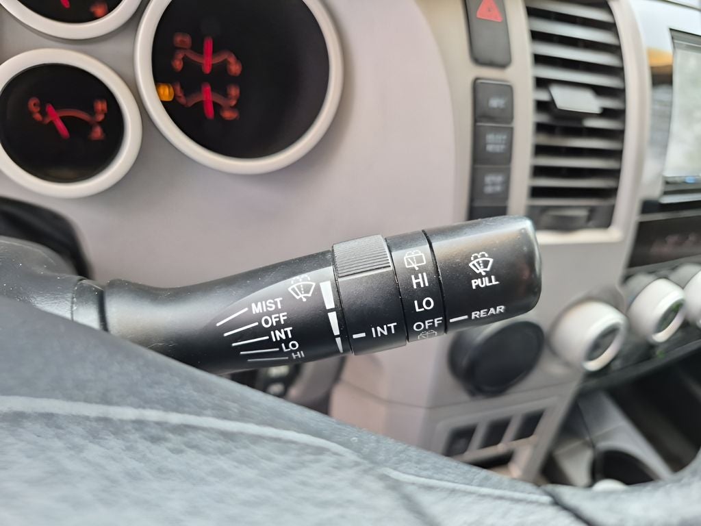 2008 Toyota Sequoia SR5 5.7L