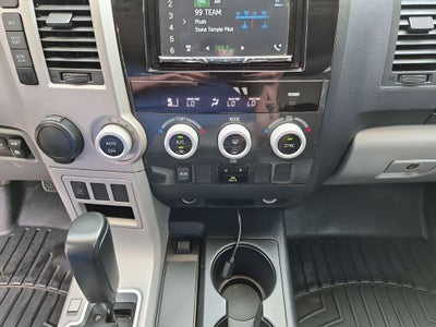 2008 Toyota Sequoia SR5 5.7L