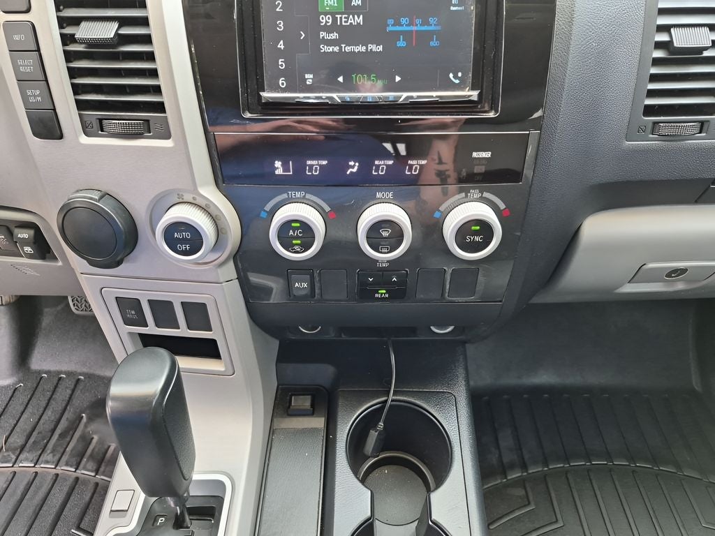 2008 Toyota Sequoia SR5 5.7L