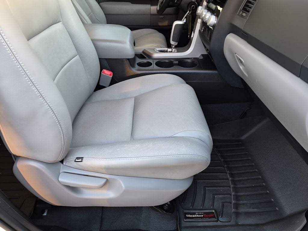 2013 Toyota Tundra Grade 4.6L V8