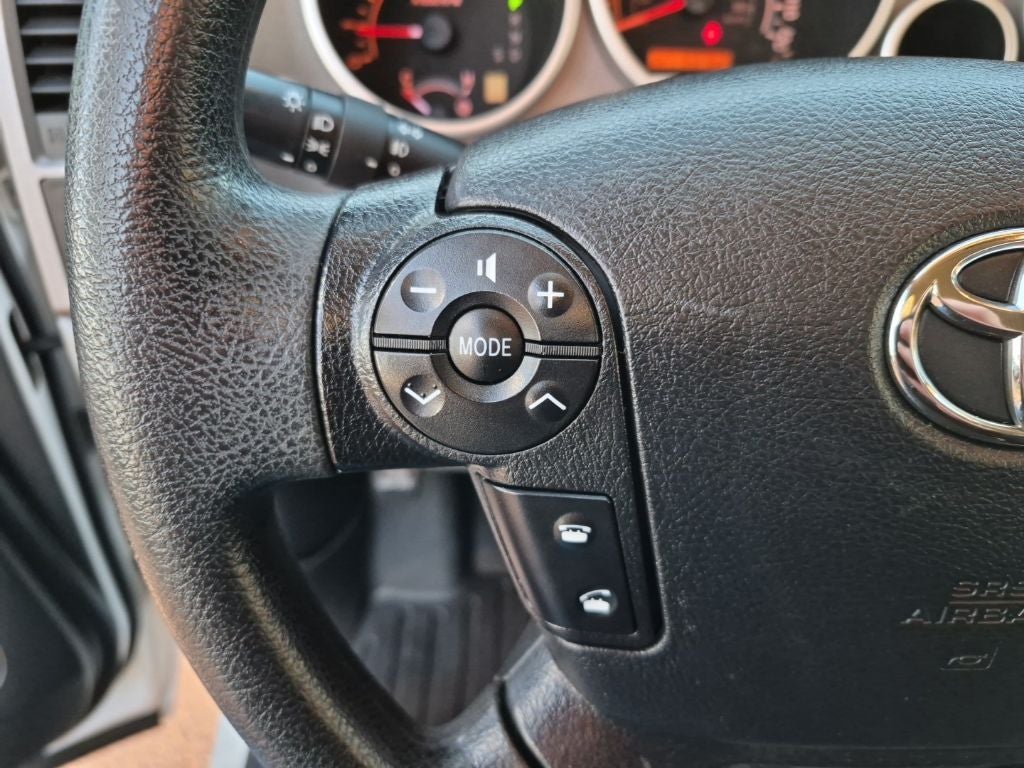 2013 Toyota Tundra Grade 4.6L V8