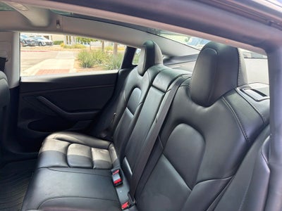 2023 Tesla Model 3 Base