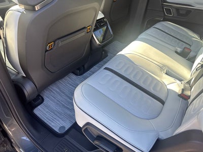 2024 Rivian R1S Adventure