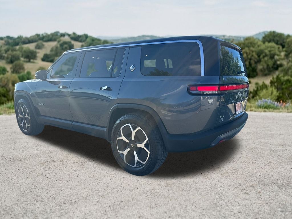 2024 Rivian R1S Adventure