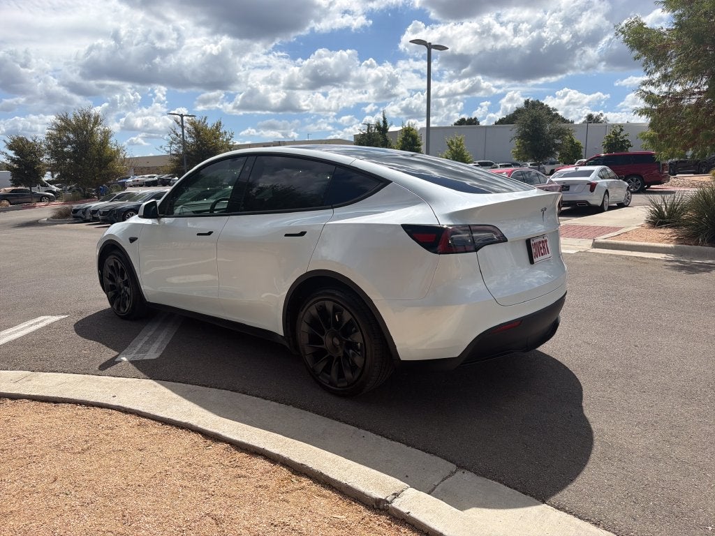 2023 Tesla Model Y Standard Range