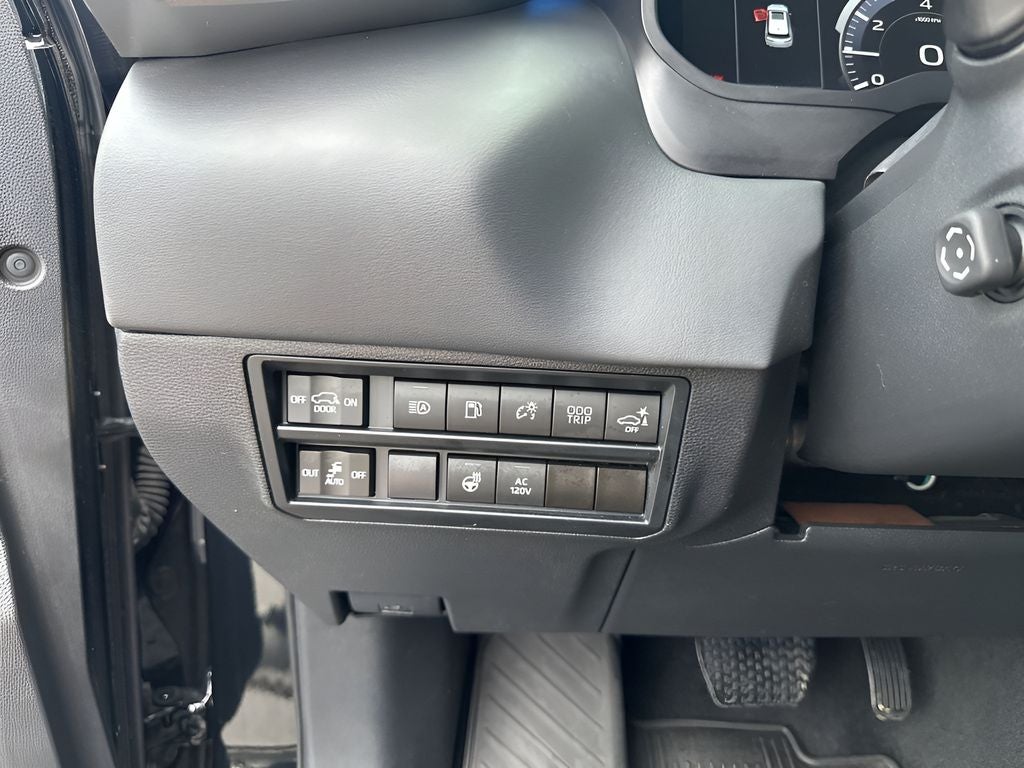 2024 Toyota Sequoia Platinum