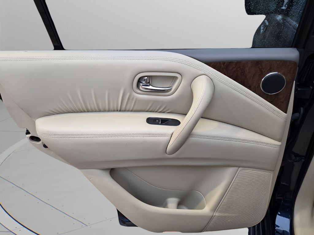 2016 INFINITI QX80 Base