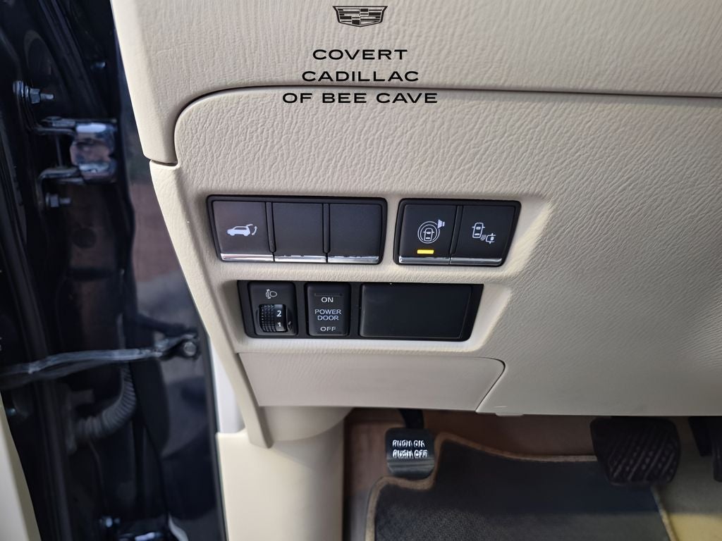 2016 INFINITI QX80 Base