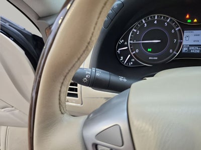 2016 INFINITI QX80 Base