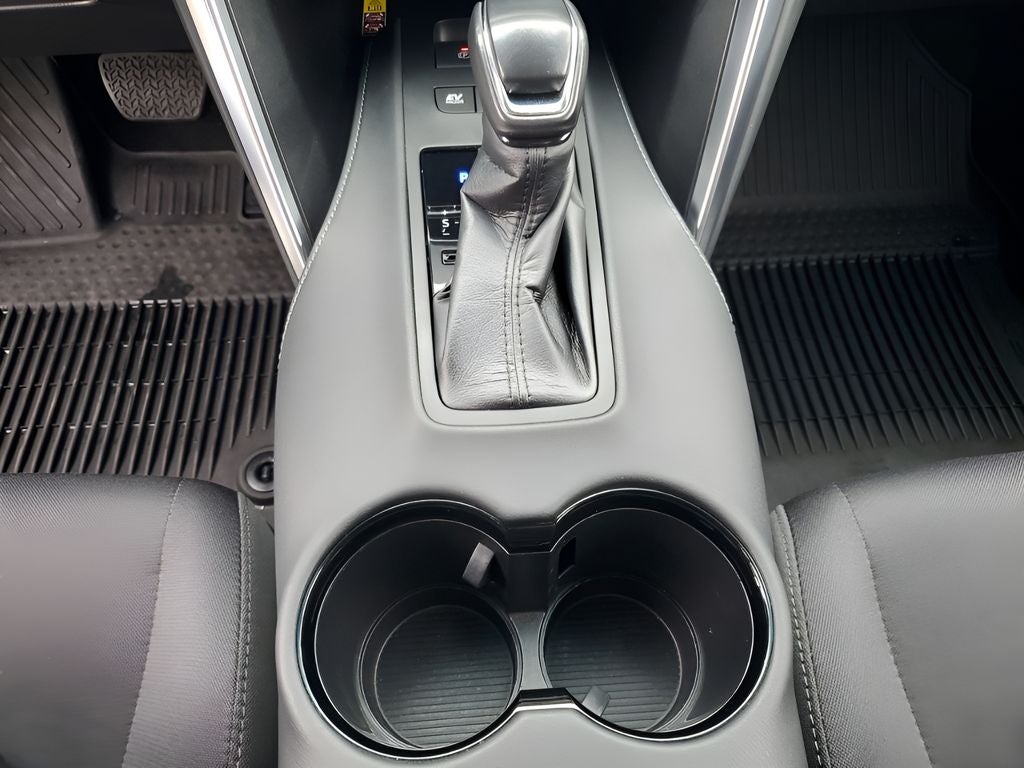 2024 Toyota Venza LE