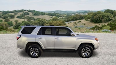 2024 Toyota 4Runner TRD Off-Road