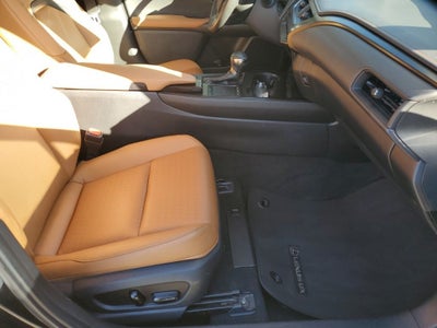 2021 Lexus UX 250h Base