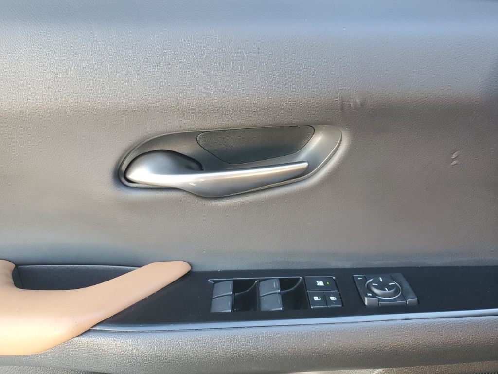 2021 Lexus UX 250h Base