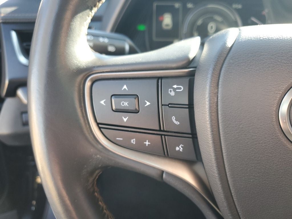 2021 Lexus UX 250h Base