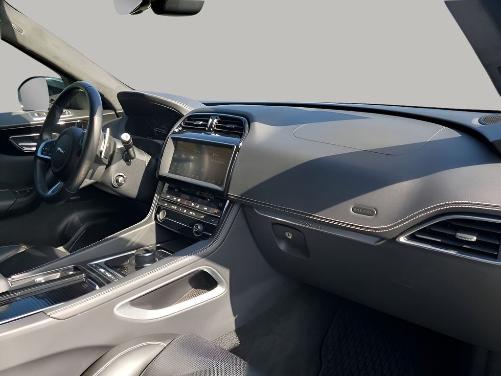 2020 Jaguar F-PACE 25t Checkered Flag