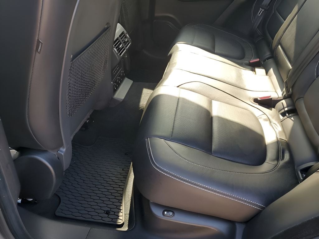 2020 Jaguar F-PACE 25t Checkered Flag