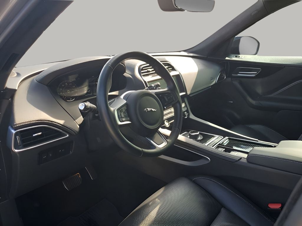 2020 Jaguar F-PACE 25t Checkered Flag