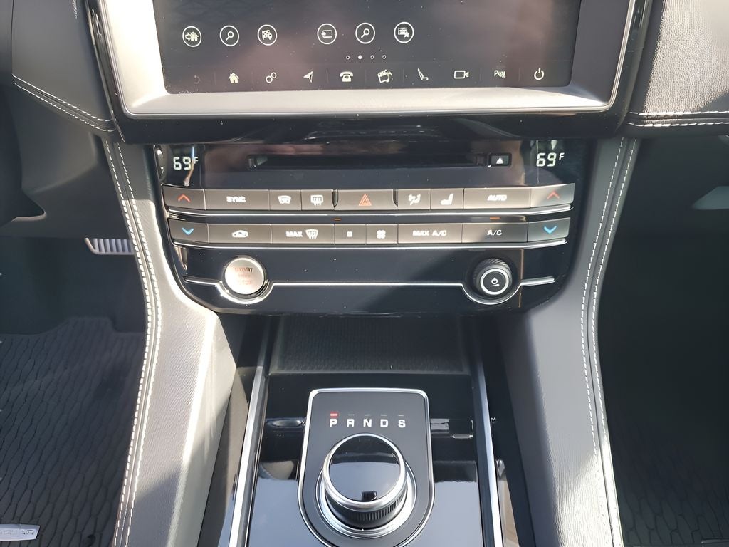 2020 Jaguar F-PACE 25t Checkered Flag