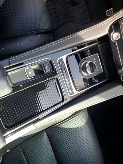 2020 Jaguar F-PACE 25t Checkered Flag