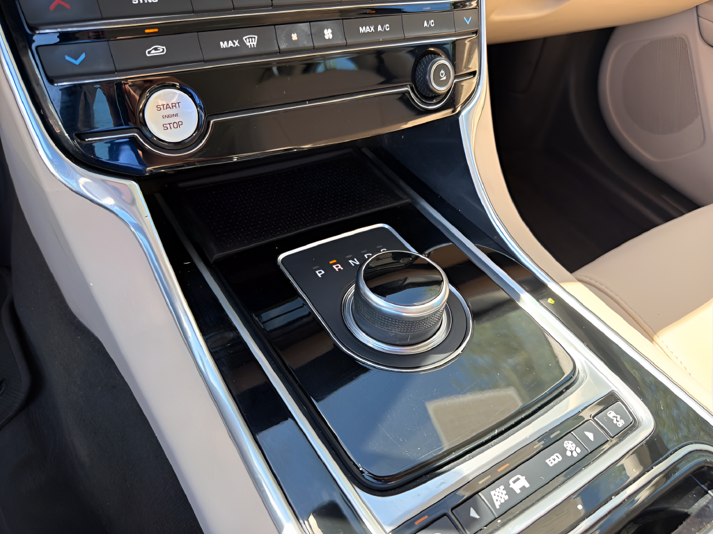 2017 Jaguar XF 20d Premium