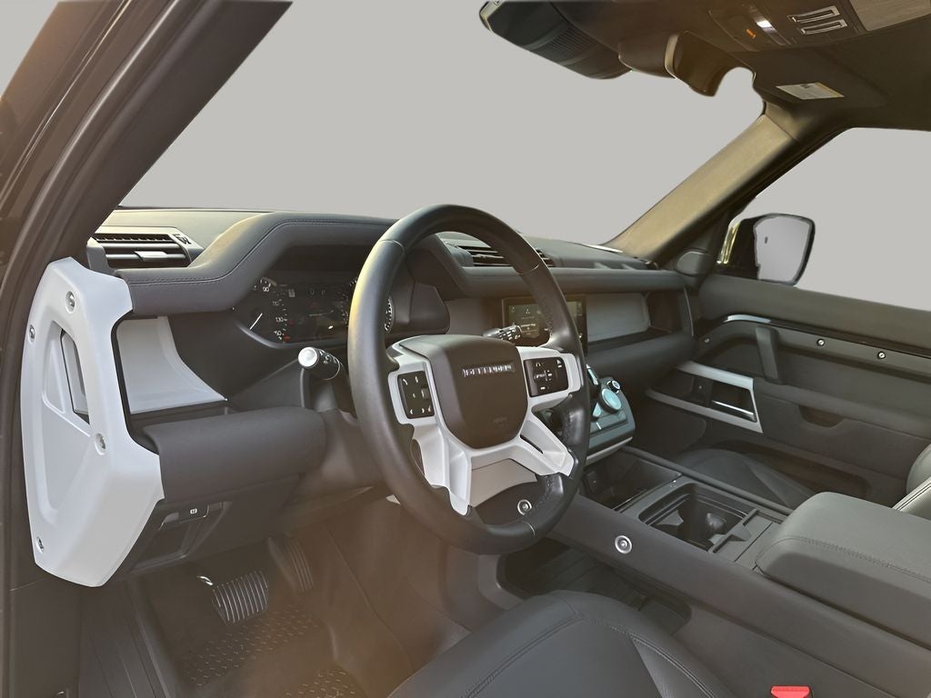 2023 Land Rover Defender 110 SE