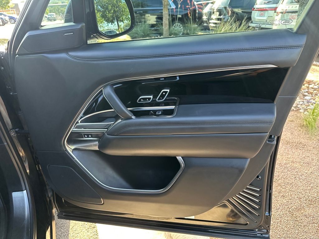 2023 Land Rover Range Rover SE
