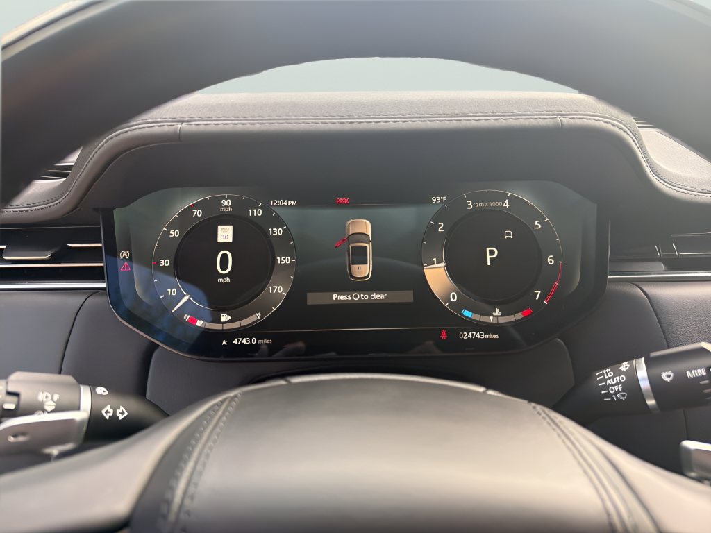 2023 Land Rover Range Rover SE LWB